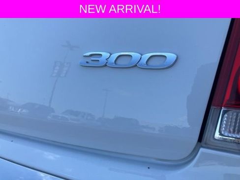 Used 2023 Chrysler 300 Touring image 30