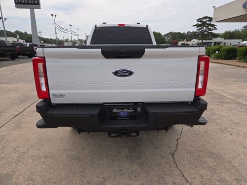Used 2023 Ford F350 XL w/ XL Driver Assist Package AWD/4WD image 7