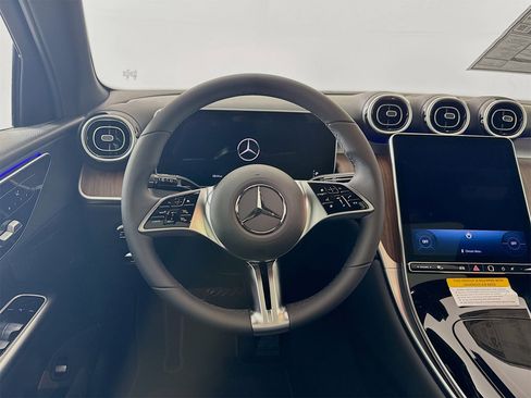 New 2026 Mercedes-Benz GLC 300 4MATIC image 24