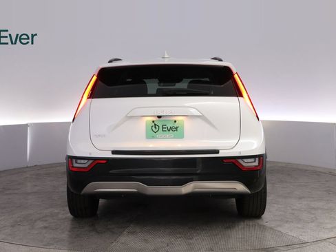 Used 2023 Kia Niro Wave FWD image 15