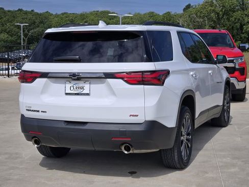 Used 2023 Chevrolet Traverse RS AWD/4WD image 8