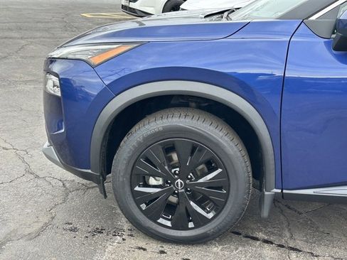 Certified 2023 Nissan Rogue SV w/ SV Premium Package image 8