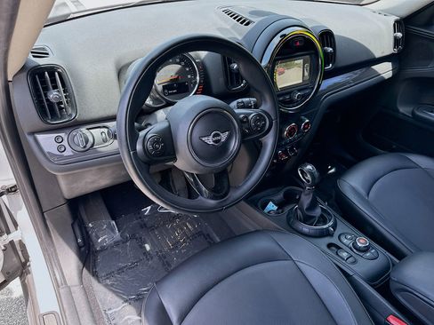 Used 2017 MINI Cooper Countryman FWD image 7