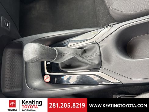 Used 2024 Toyota Corolla LE image 19