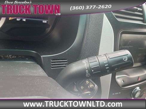 Used 2014 Ford Explorer XLT w/ Equipment Group 202A AWD/4WD image 22