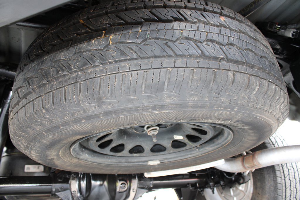 Used 2025 Chevrolet Silverado 1500 W/T RWD image 31