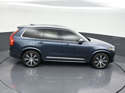 Certified 2025 Volvo XC90 T8 Core w/ Protection Package image 21