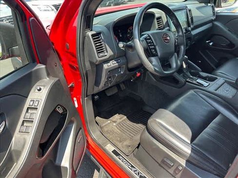 Used 2022 Nissan Frontier PRO-4X w/ Pro-4X Premium Package AWD/4WD image 10