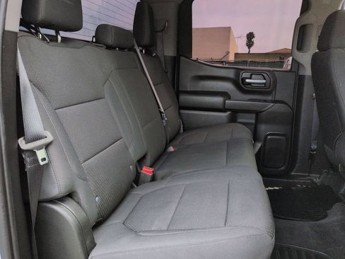 Used 2020 Chevrolet Silverado 1500 Custom w/ Custom Value Package RWD image 28
