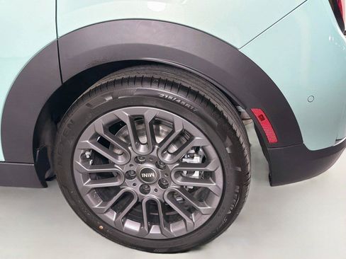 New 2026 MINI Cooper S FWD image 31