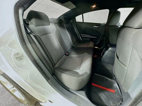 Used 2020 Dodge Charger SXT RWD image 32