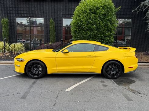 Used 2018 Ford Mustang Premium w/ Ecoboost Performance Package RWD image 9