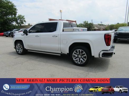 Used 2025 GMC Sierra 1500 Denali w/ Denali Reserve Package AWD/4WD image 9