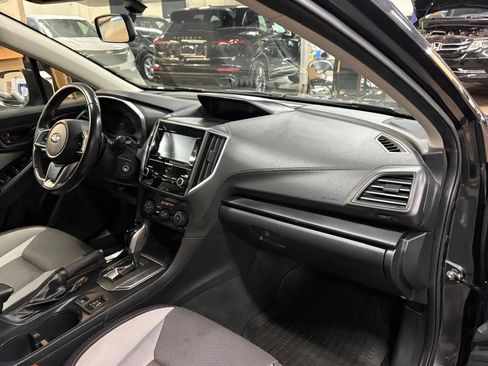 Used 2018 Subaru Crosstrek 2.0i Premium AWD/4WD image 19