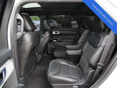 Used 2022 Ford Explorer ST w/ Equipment Group 401A AWD/4WD image 11