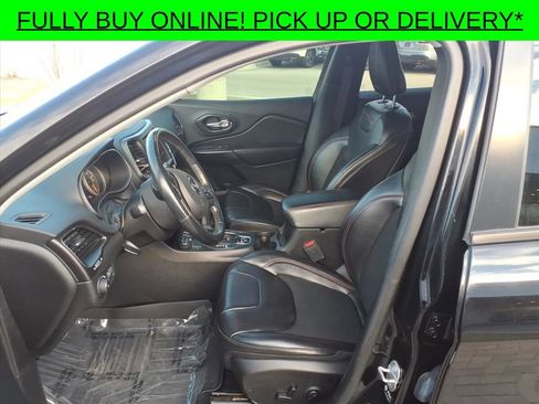 Used 2021 Jeep Cherokee Trailhawk w/ Sun, Sound & Nav Group image 26