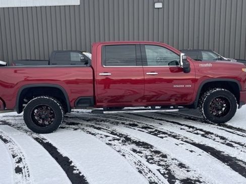 Used 2020 Chevrolet Silverado 3500 High Country image 8