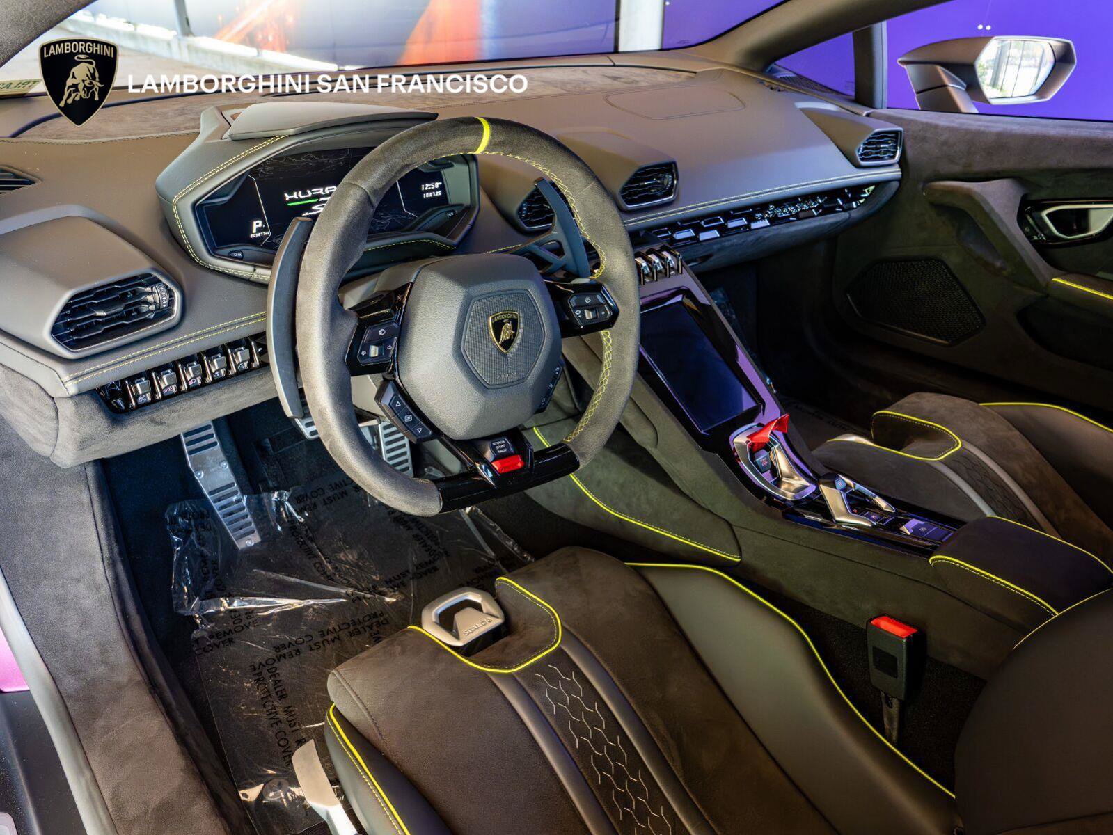 Used 2024 Lamborghini Huracan Sterrato AWD/4WD image 9