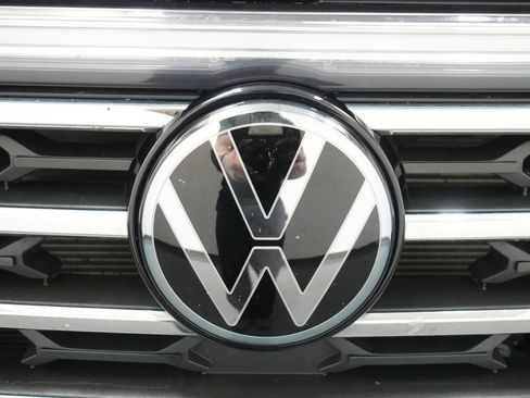 Used 2024 Volkswagen Atlas SE AWD/4WD image 10