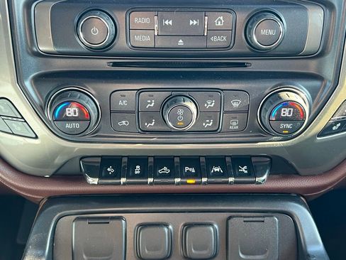 Used 2016 Chevrolet Silverado 1500 High Country w/ High Country Premium Package image 28