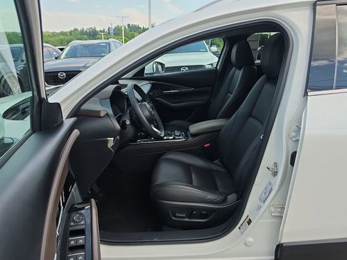 Certified 2025 MAZDA CX-30 AWD 2.5 S w/ Premium Package image 11