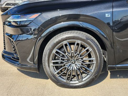 Used 2023 Lexus RX 500h F Sport image 8