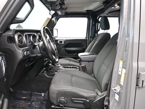 Used 2020 Jeep Wrangler Unlimited Sport S image 11
