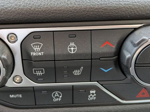 New 2026 Jeep Gladiator Sport AWD/4WD image 25