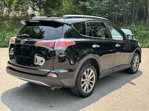 Used 2017 Toyota RAV4 Limited w/ Advanced Technology Package AWD/4WD image 31