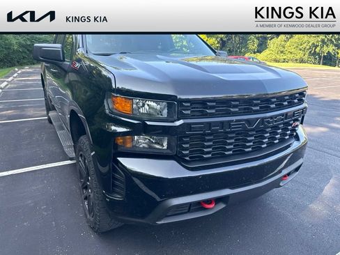 Used 2021 Chevrolet Silverado 1500 Custom Trail Boss w/ Midnight Edition AWD/4WD image 5