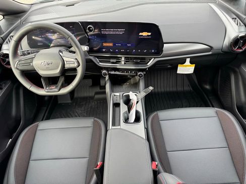 New 2026 Chevrolet Equinox EV RS FWD image 22