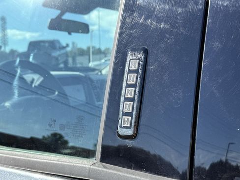 Used 2020 Ford F150 XLT image 12