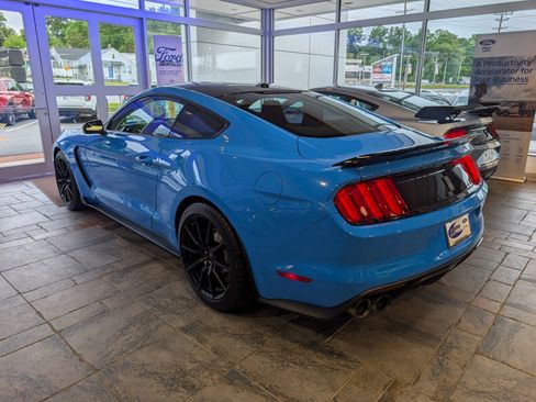 Certified 2017 Ford Mustang Shelby GT350 w/ Electronics Package RWD image 5