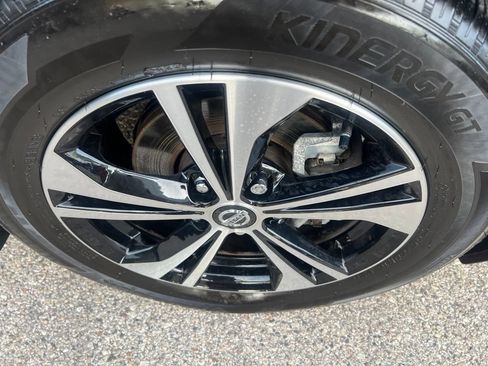 Certified 2023 Nissan Sentra SV w/ All-Weather Package FWD image 35