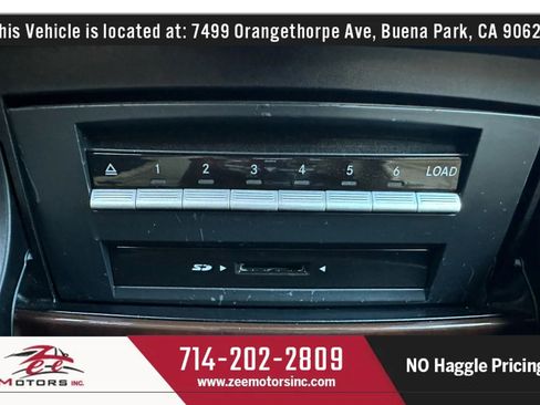 Used 2011 Mercedes-Benz CL 550 4MATIC image 29