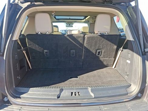 Used 2024 Ford Expedition Limited image 31