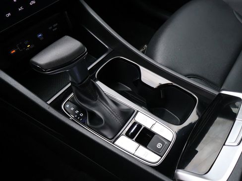 Used 2025 Hyundai Santa Cruz SEL FWD image 21