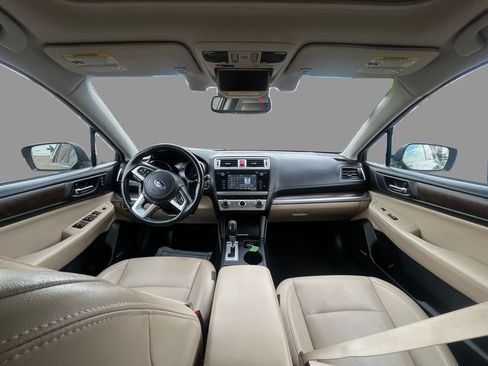Used 2016 Subaru Outback 2.5i Limited AWD/4WD image 9