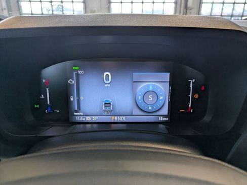 New 2025 Ford Maverick XL w/ Equipment Group 101A image 11