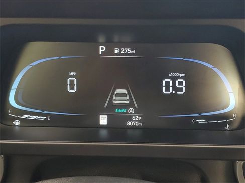 Used 2025 Hyundai Elantra SE image 16