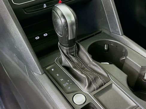 Used 2021 Volkswagen Atlas SE w/ Panoramic Sunroof Package image 19