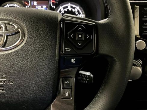 Certified 2020 Toyota 4Runner TRD Off-Road Premium image 20