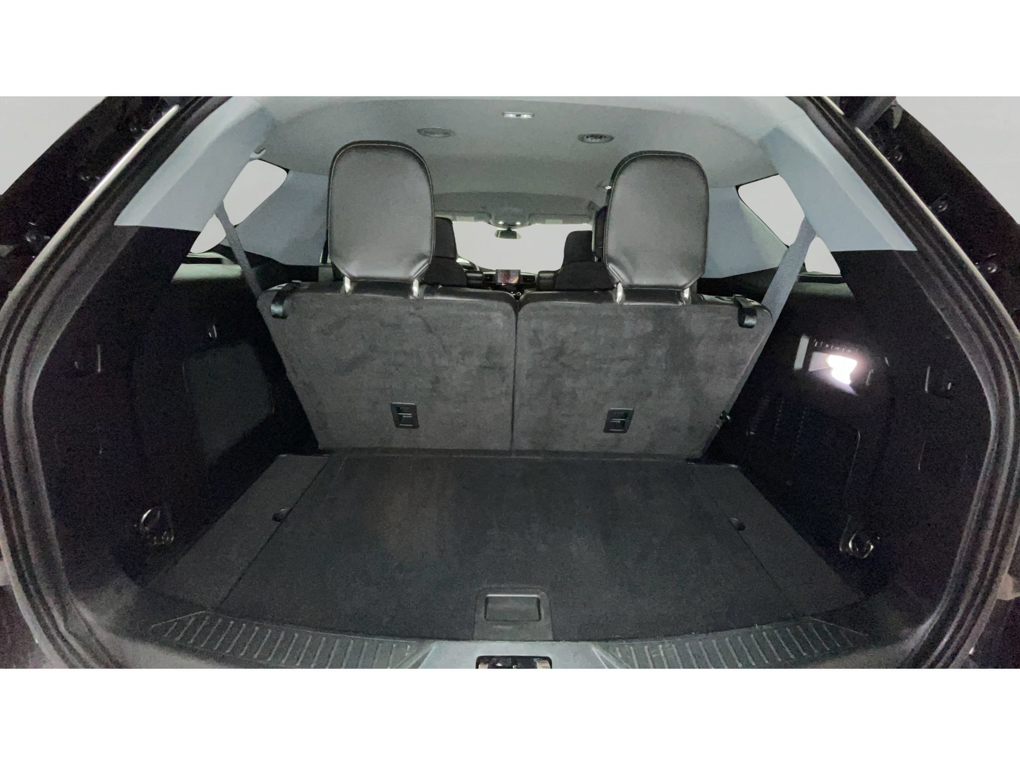 Used 2023 Ford Explorer Limited w/ Equipment Group 301A AWD/4WD image 17