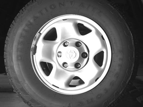 Used 2021 Toyota Tacoma SR AWD/4WD image 15