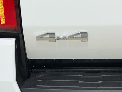 New 2025 Toyota Tacoma SR5 image 10