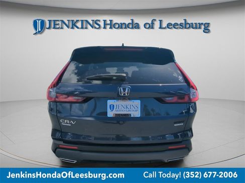 Certified 2025 Honda CR-V Sport Touring image 5