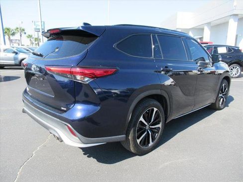 Used 2021 Toyota Highlander XSE image 5