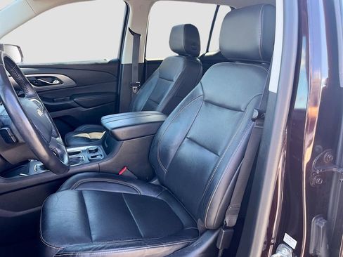 Used 2021 Chevrolet Traverse Premier FWD image 22