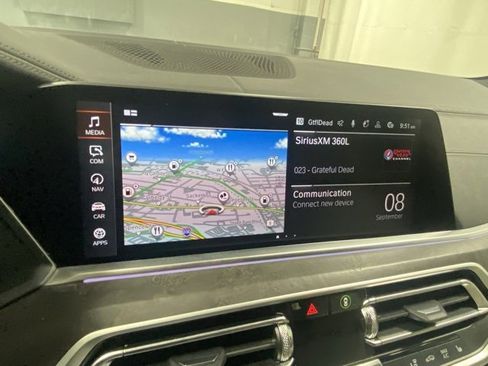 Used 2022 BMW X5 xDrive40i w/ Premium Package image 17