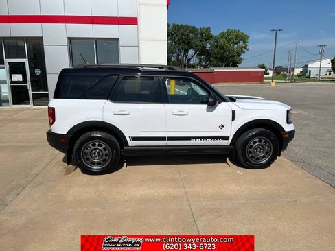 Used 2024 Ford Bronco Sport Outer Banks AWD/4WD image 7